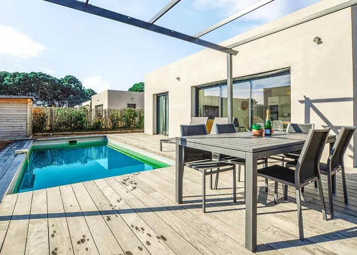 Cala Di Mare * Lecci